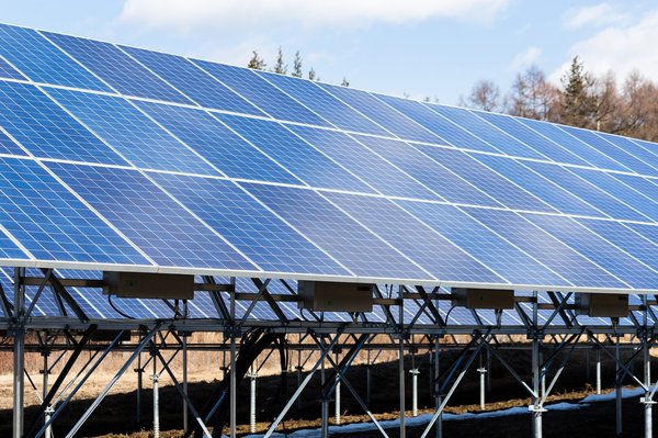 Choisir le bon fournisseur d'énergie verte : notre guide complet